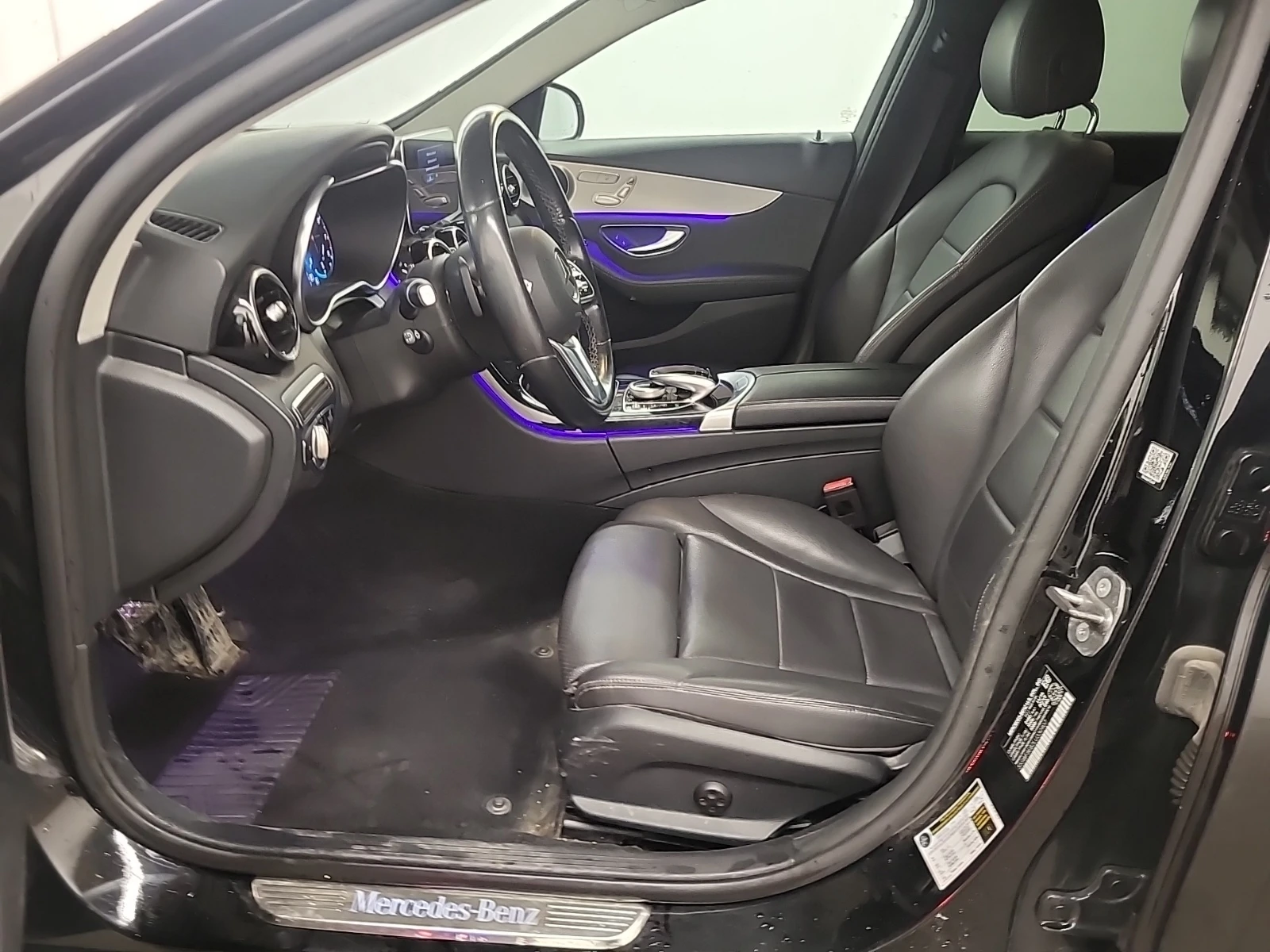 Mercedes-Benz C 300 4MATIC Sedan * CARFAX*  | Mobile.bg � ����������� 14