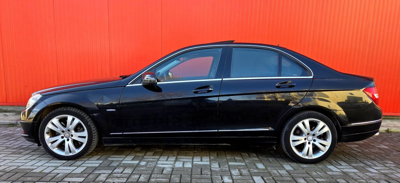 Mercedes-Benz C 350 Регистриран всичко платено - изображение 7