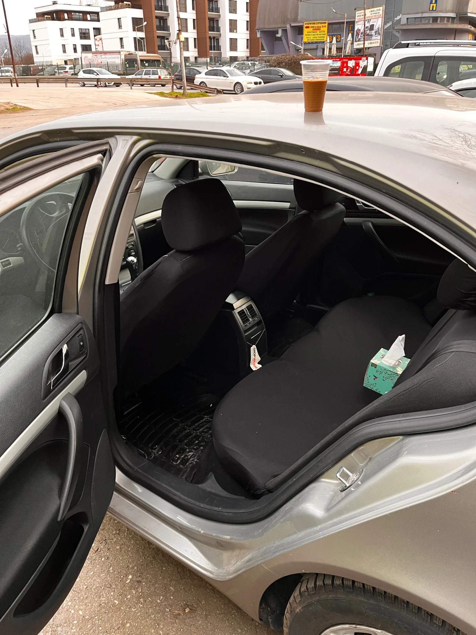 Skoda Octavia, снимка 8 - Автомобили и джипове - 53737738