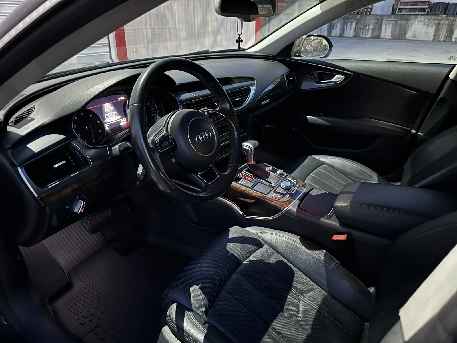 Audi A7 3.0 TFSI Quattro 8ZF, снимка 10 - Автомобили и джипове - 54011159