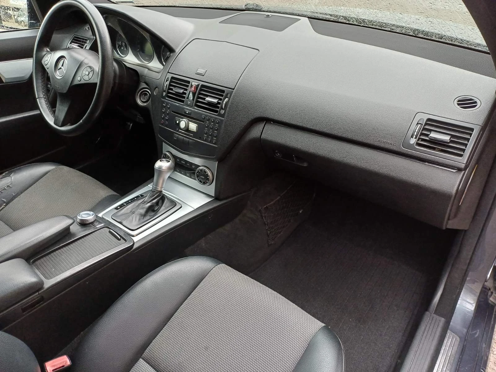 Mercedes-Benz C 320 CDI AMG Line Avantgarde , снимка 13 - Автомобили и джипове - 54030522