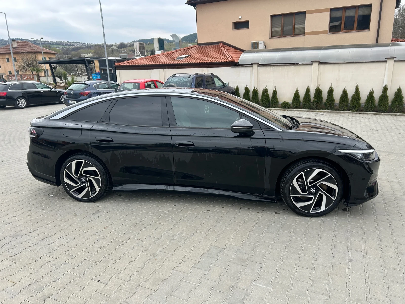 VW ID.7 Pro, снимка 5 - Автомобили и джипове - 54192612