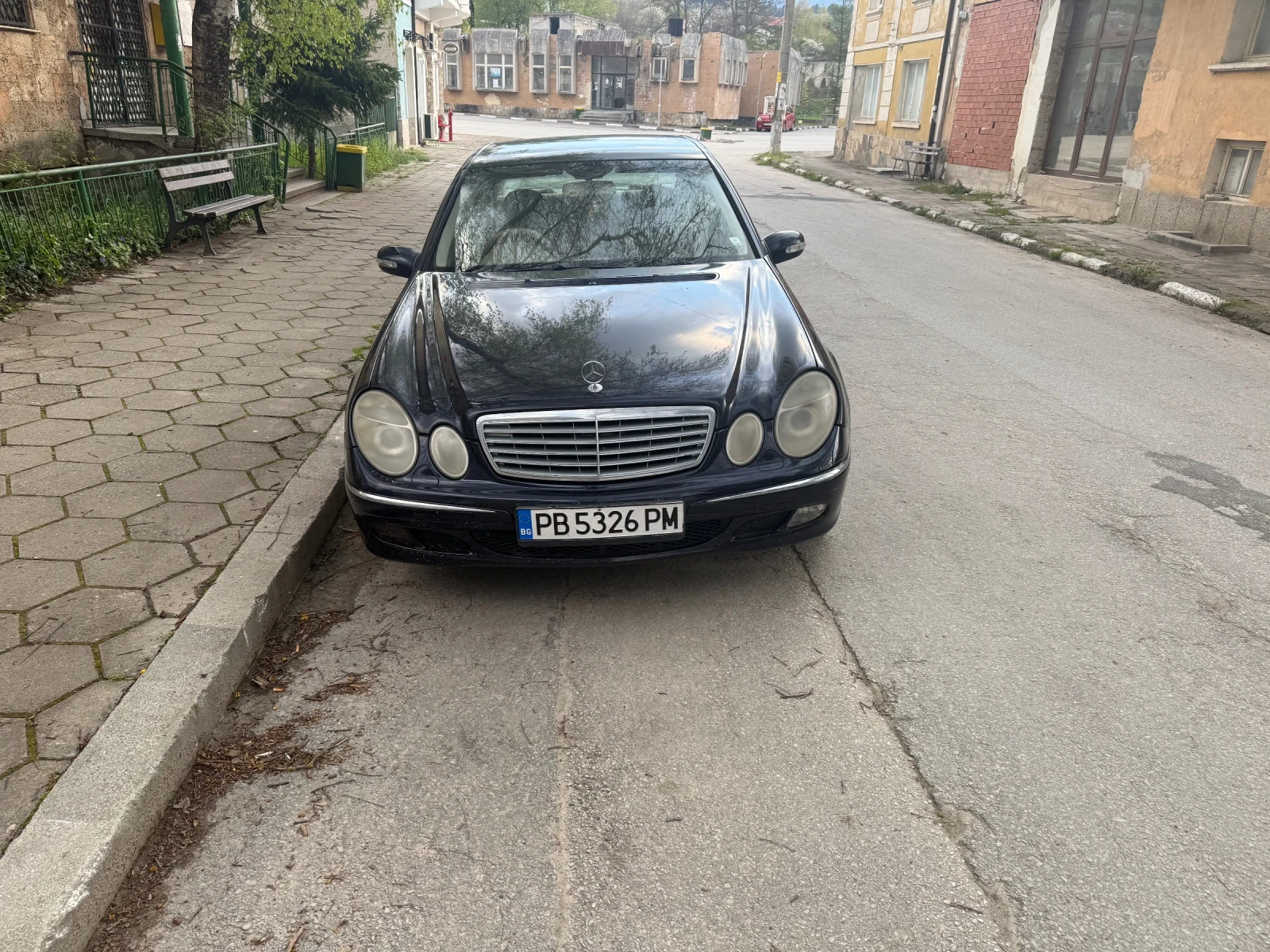 Mercedes-Benz E 220