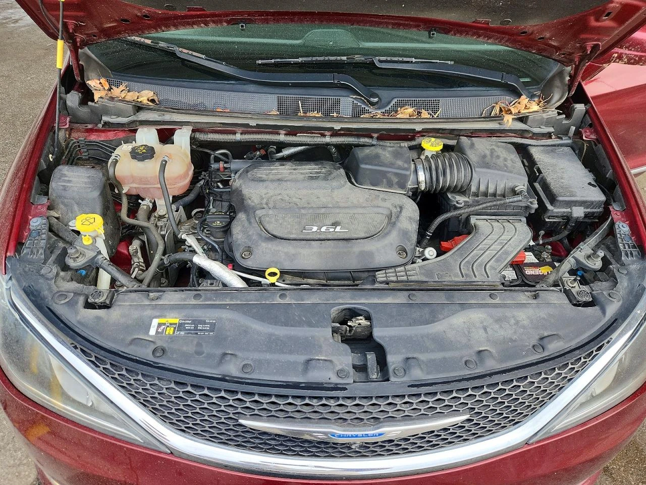 Chrysler Pacifica 3.6l Touring L, снимка 12 - Автомобили и джипове - 54882350