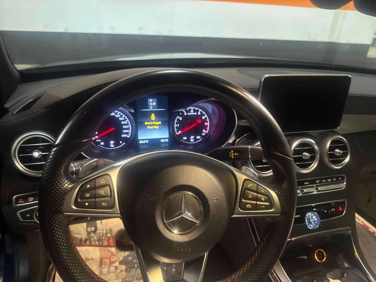 Mercedes-Benz C 43 AMG * CARFAX * БЕЗ ПЪРВОНАЧАЛНА ВНОСКА, снимка 8 - Автомобили и джипове - 55025849