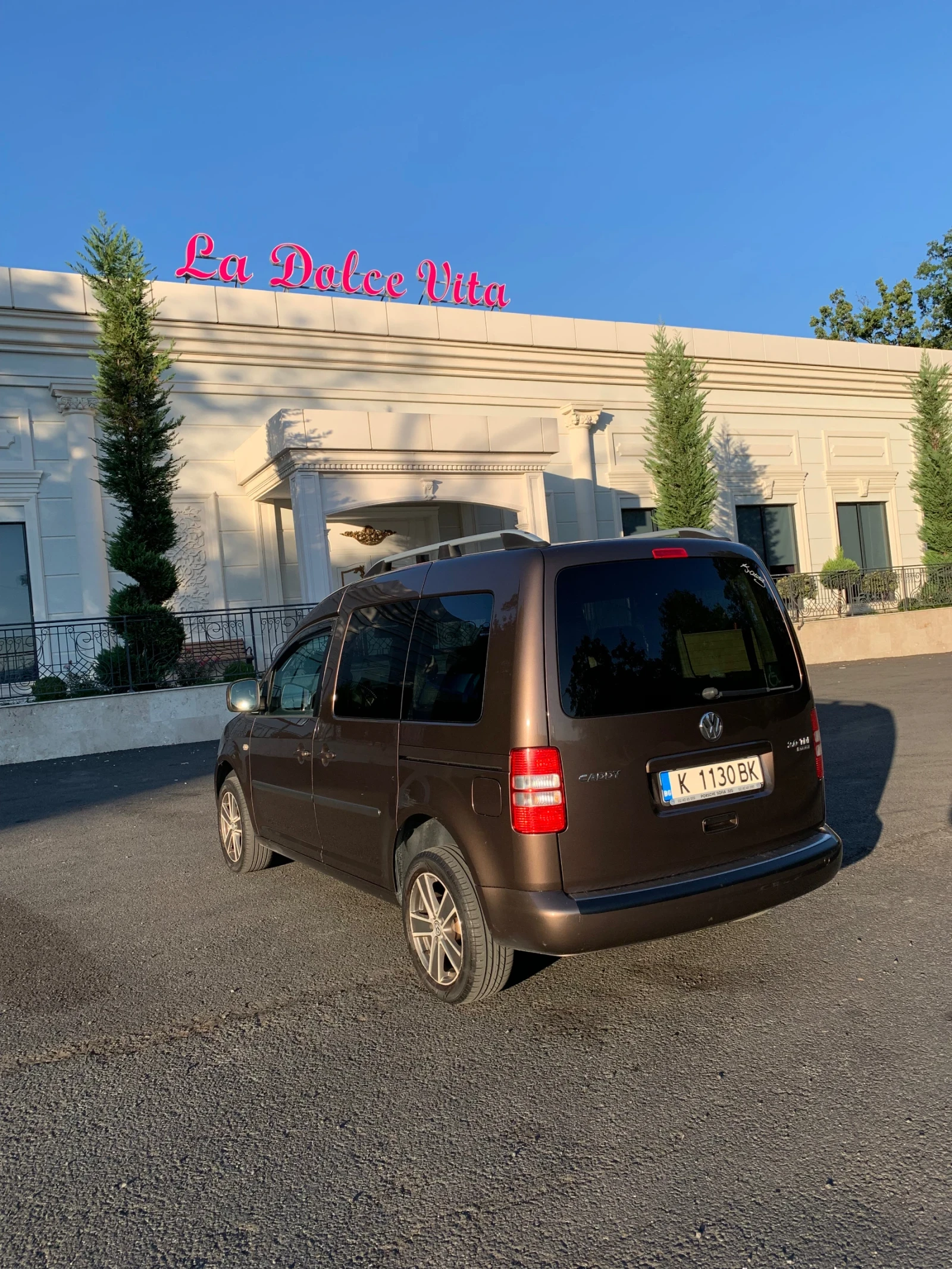 VW Caddy 2.0 TDI 4x4, снимка 4 - Автомобили и джипове - 55180398