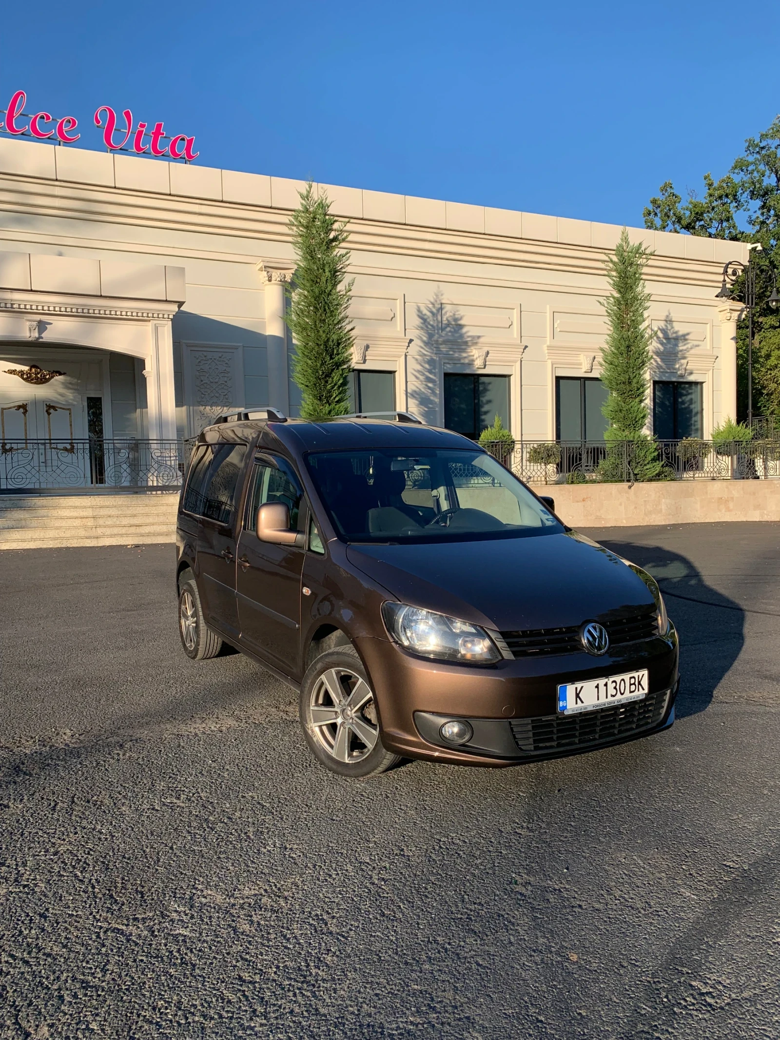 VW Caddy 2.0 TDI 4x4, снимка 2 - Автомобили и джипове - 55180398