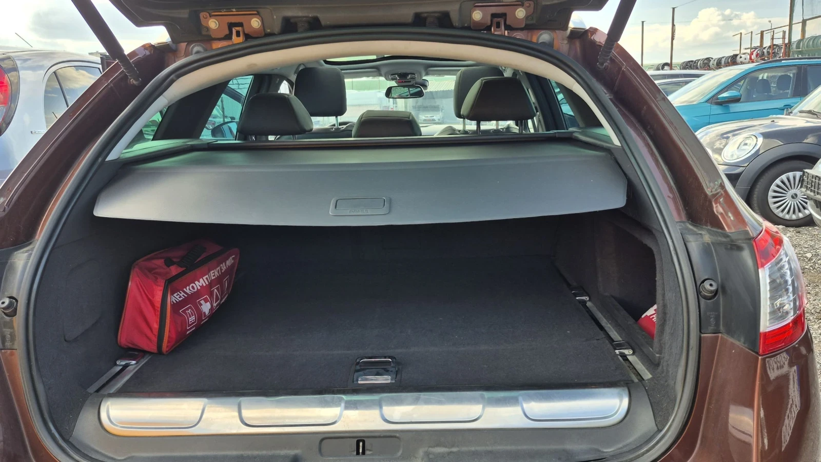 Peugeot 508 RXH 2.0 HDI * 4x4 * Hybrid * Full OPT * Отличен, снимка 15 - Автомобили и джипове - 55478138