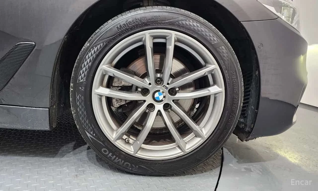 BMW 520 | M SPORT | HUD | HARMAN/K | , снимка 5 - Автомобили и джипове - 55622529