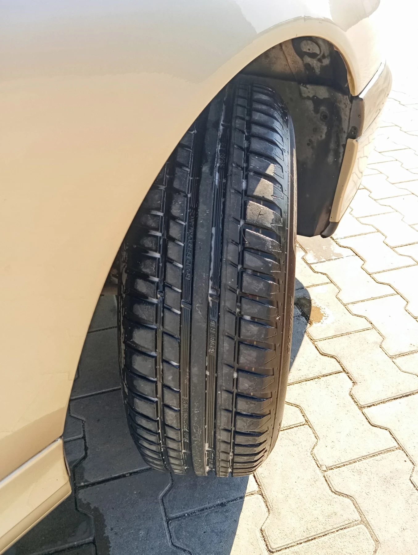 Renault Laguna, снимка 8 - Автомобили и джипове - 55658011