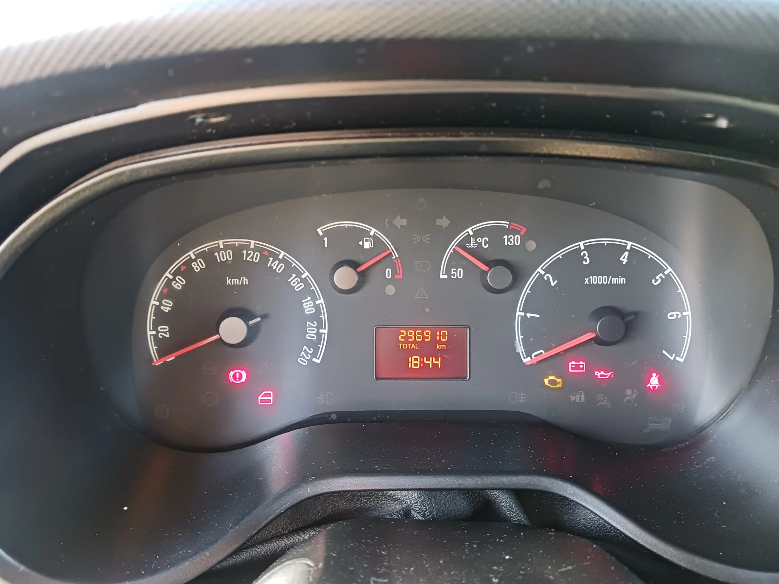 Opel Combo, снимка 9 - Автомобили и джипове - 55891217