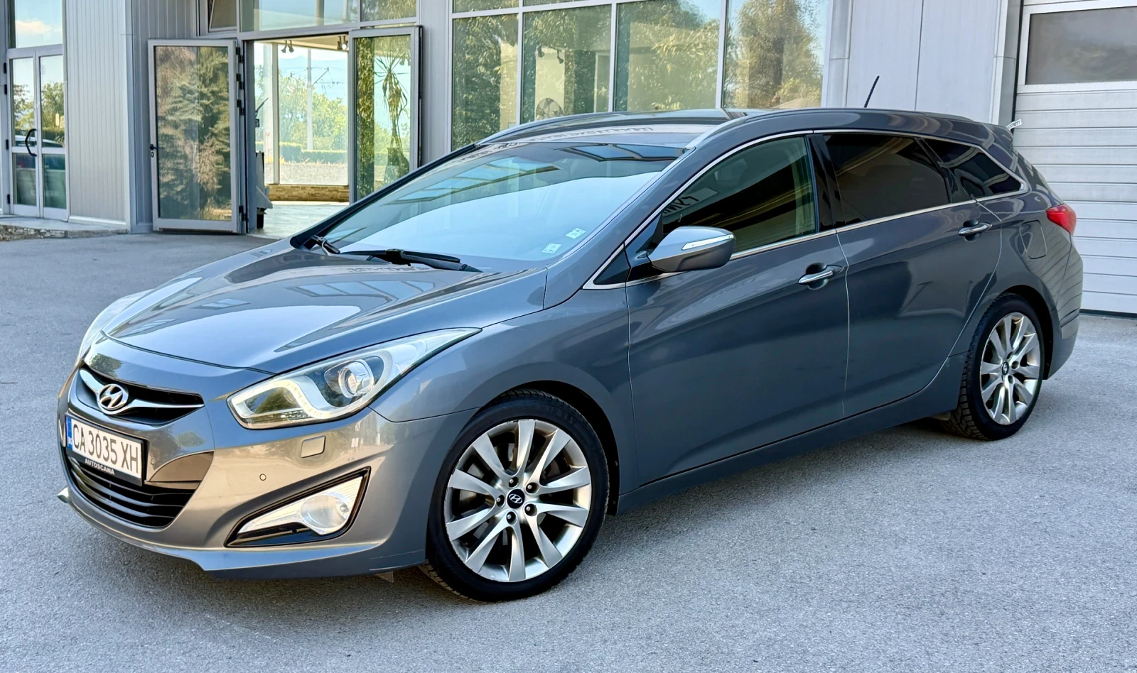 Hyundai I40 Keyless/Обслужен, снимка 2 - Автомобили и джипове - 56180176