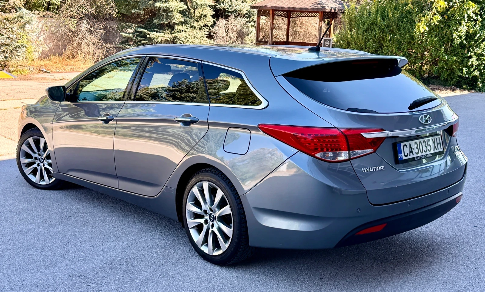 Hyundai I40 Keyless/Обслужен, снимка 3 - Автомобили и джипове - 56180176