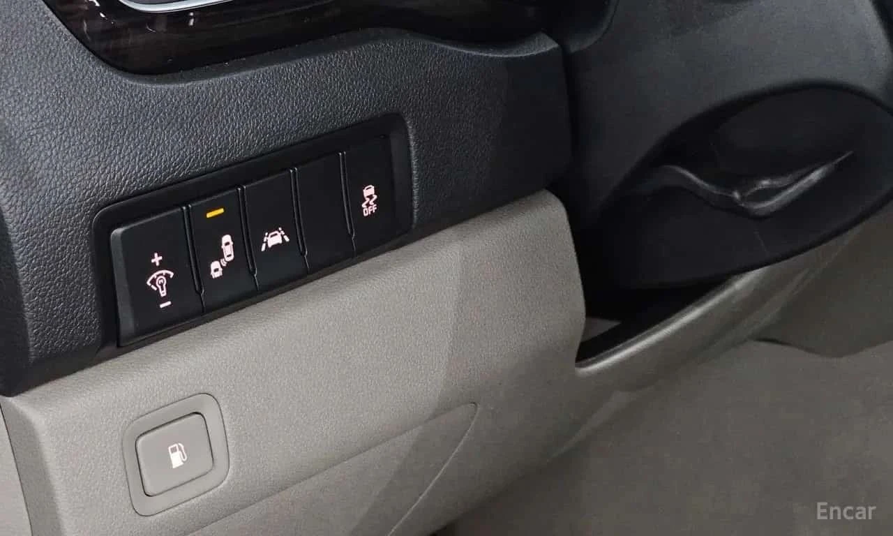 Kia Carnival, снимка 14 - Автомобили и джипове - 56688317