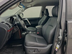 Toyota Land cruiser 2.8d Premium Luxury БЕЗ ДДС, снимка 13
