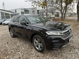 VW Touareg 3.0 TDI R-LINE , снимка 2