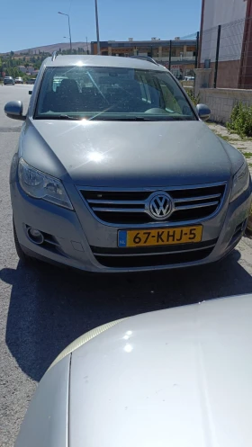 VW Tiguan 2, 0tdi DSG 4motion Перфектен  - 6999 € - 35868595 11