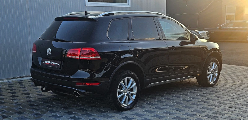 VW Touareg 3.0TDI/PANO/CAMERA/ПОДГРЕВ/AIRMATIC/AUTO HOLD, снимка 5 - Автомобили и джипове - 47530216