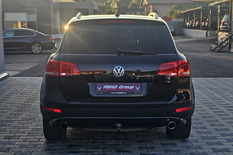 VW Touareg 3.0TDI/PANO/CAMERA/ПОДГРЕВ/AIRMATIC/AUTO HOLD, снимка 6 - Автомобили и джипове - 47530216