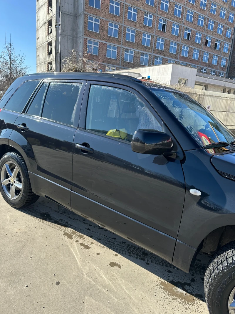 Suzuki Grand vitara 2.0i comfort автомат норвегия LPG, снимка 2 - Автомобили и джипове - 48359741