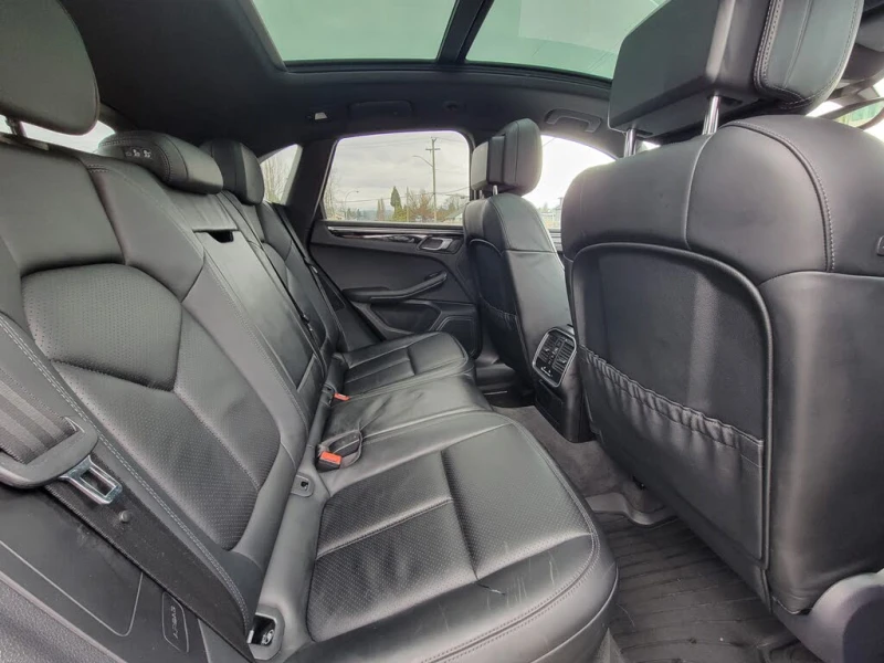 Porsche Macan S AWD* CLEAN CARFAX* АвтоКредит * (ЦЕНА ДО БГ), снимка 15 - Автомобили и джипове - 53458064
