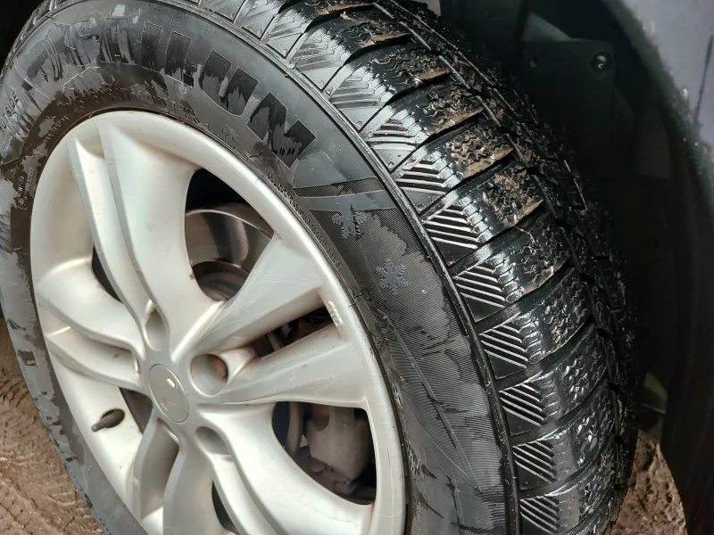 Nissan Qashqai 2.0 140кс ГИ, Автомат 4х4, снимка 3 - Автомобили и джипове - 53482487