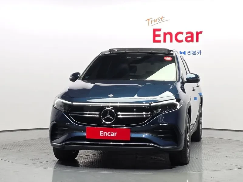 Mercedes-Benz EQA, снимка 3 - Автомобили и джипове - 55008941