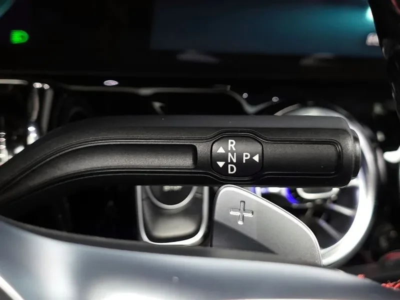 Mercedes-Benz EQA, снимка 9 - Автомобили и джипове - 55008941
