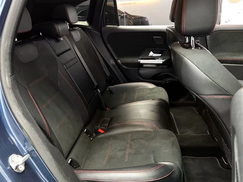 Mercedes-Benz EQA, снимка 11 - Автомобили и джипове - 55008941