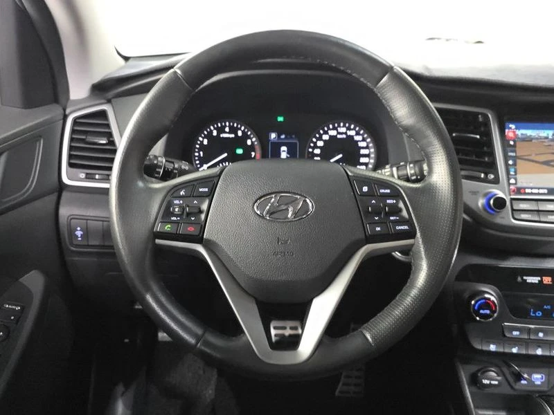Hyundai Tucson Gasoline 1.6 turbo 2WD| 177к.с., снимка 12 - Автомобили и джипове - 55949975