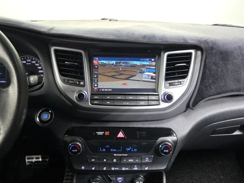 Hyundai Tucson Gasoline 1.6 turbo 2WD| 177к.с., снимка 13 - Автомобили и джипове - 55949975