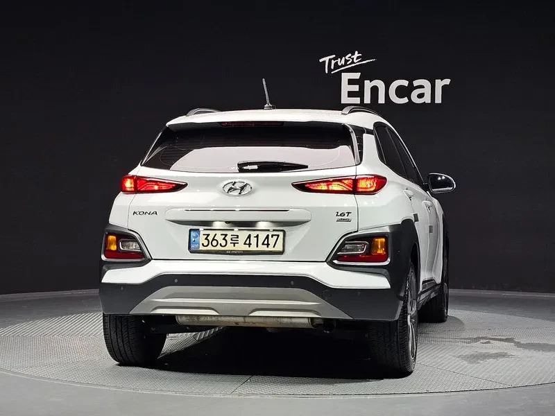 Hyundai Kona 1.6 Turbo 4Wd Modern Art, снимка 4 - Автомобили и джипове - 56129719