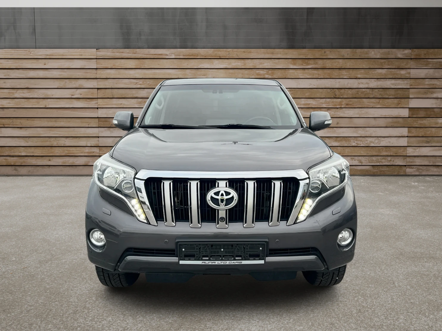 Toyota Land cruiser 2.8d Premium Luxury БЕЗ ДДС - изображение 2