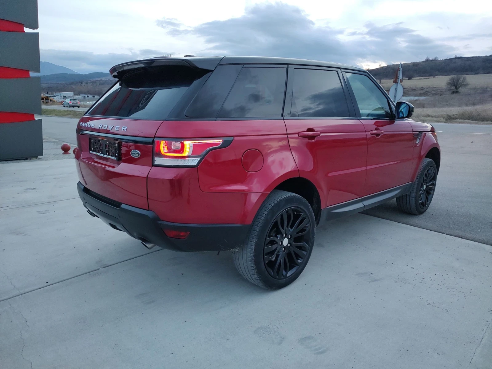 Land Rover Range Rover Sport  - изображение 7