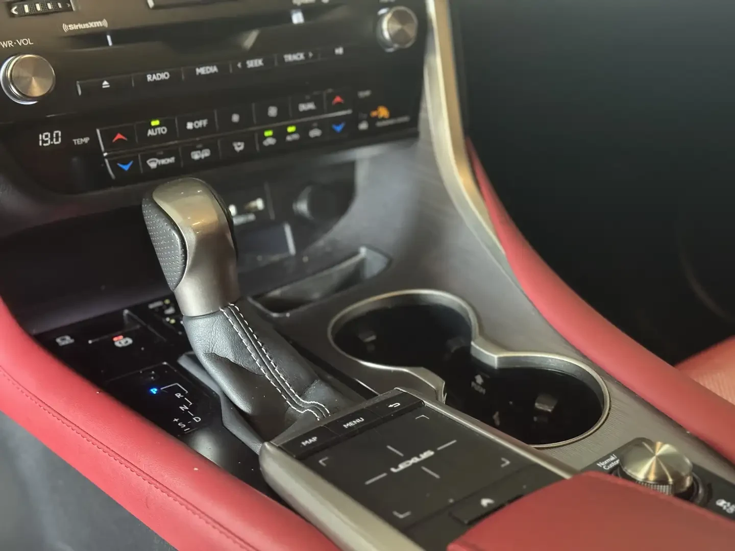 Lexus RX 450h F-SPORT/KEYLESS/LANE ASSIST// | Mobile.bg   11