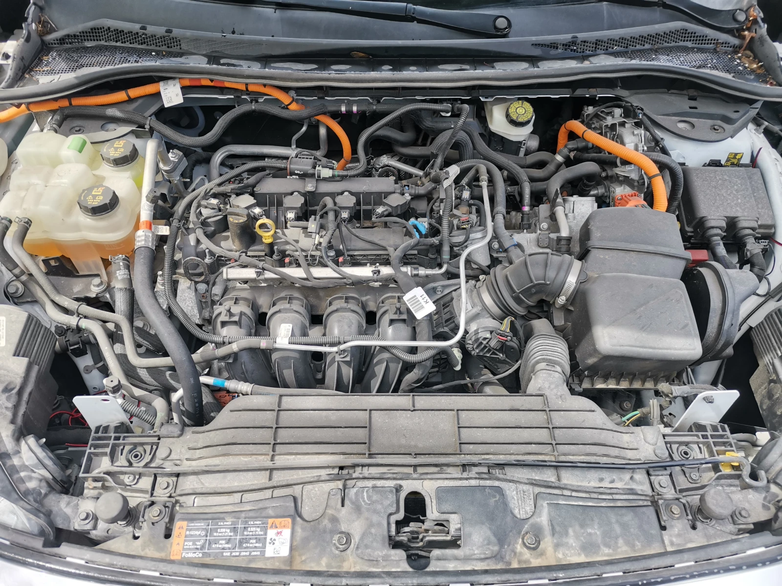 Ford Kuga 2.5  FHEV , снимка 14 - Автомобили и джипове - 54124347