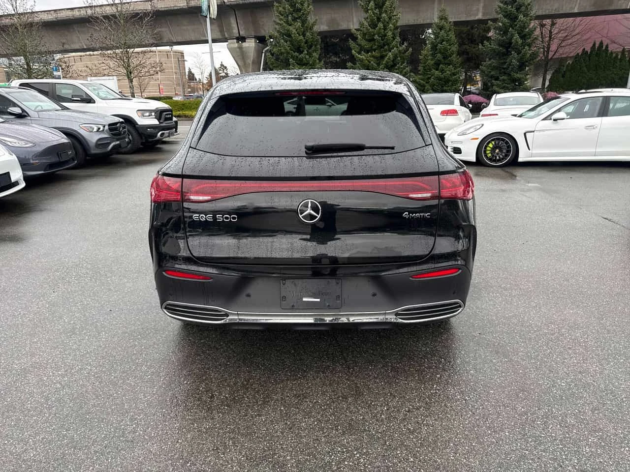 Mercedes-Benz EQE * 500 4MATIC SUV * 2 КЛЮЧА* PANO* KEYLESS* ПОДГРЕВ, снимка 4 - Автомобили и джипове - 54316063