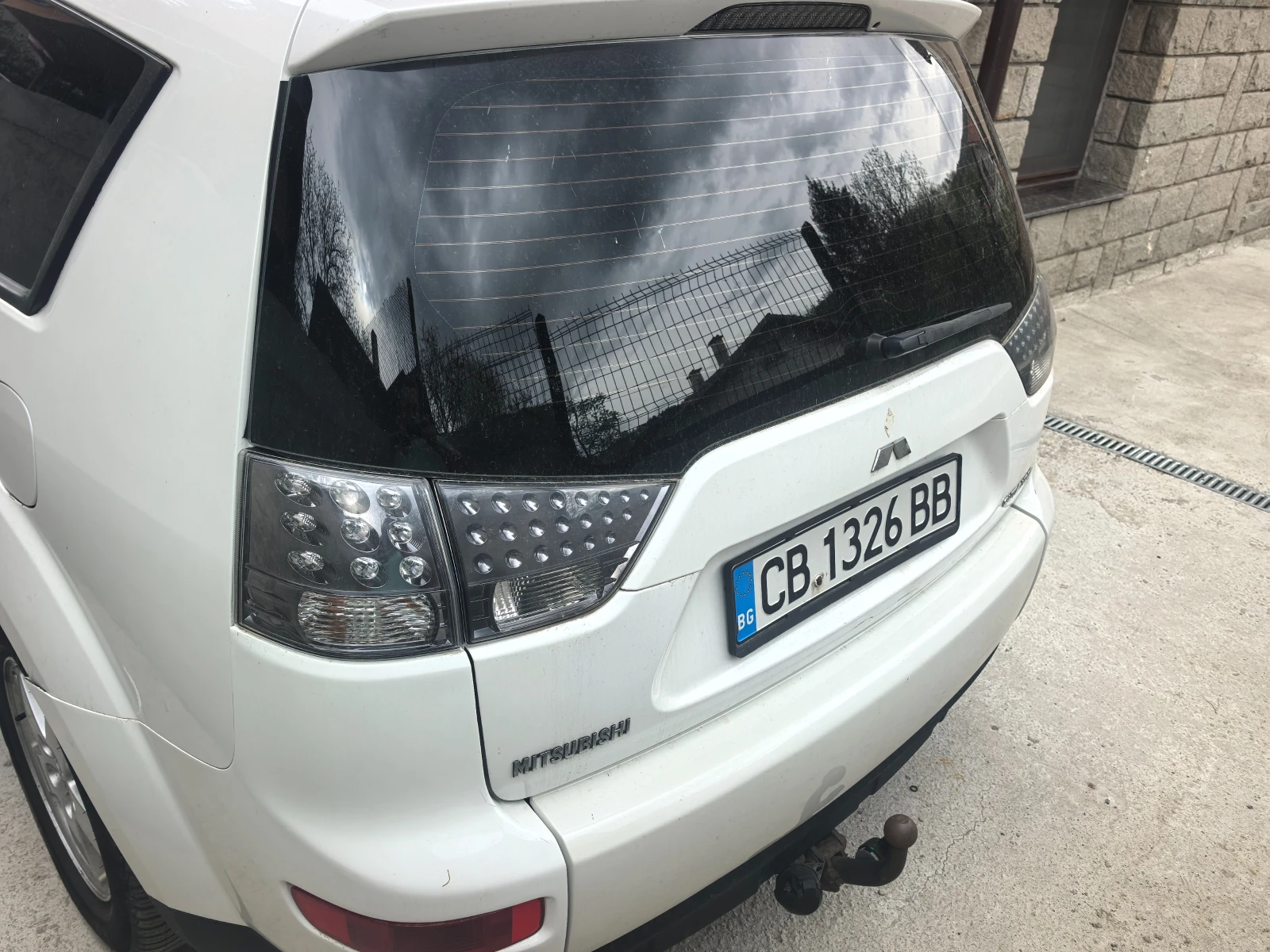 Mitsubishi Outlander 2.00 TDI, снимка 4 - Автомобили и джипове - 54357975