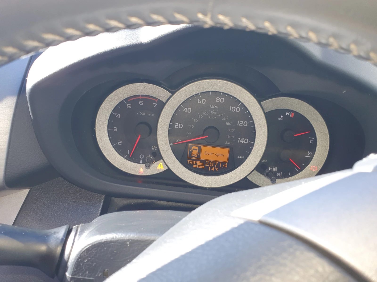 Toyota Rav4, снимка 12 - Автомобили и джипове - 54385697