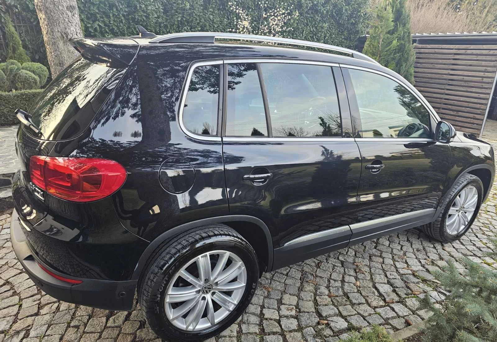 VW Tiguan Sport&Style, снимка 4 - Автомобили и джипове - 55026749