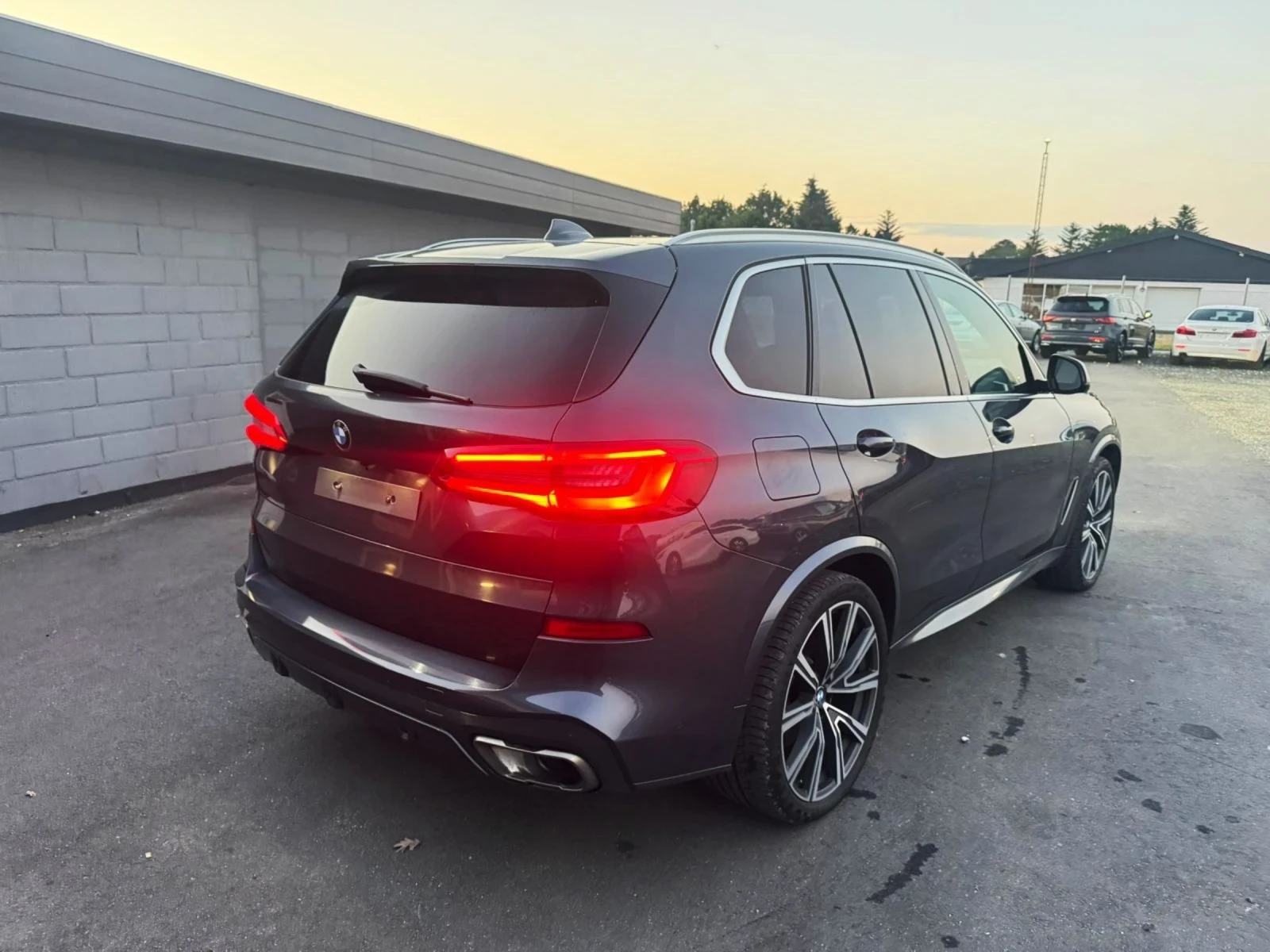 BMW X5 ОЧАКВАН ВНОС  M50d 360SwarovskiSkyPanoHUDОБДУХВАНЕ, снимка 4 - Автомобили и джипове - 55040002