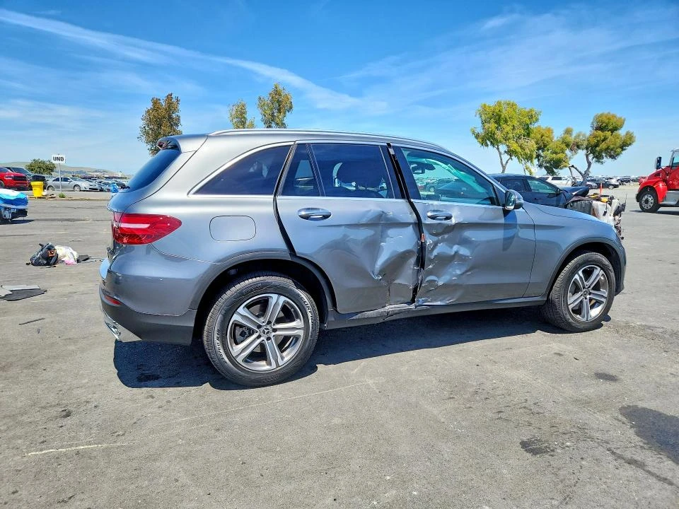 Mercedes-Benz GLC 300 2.0L 4 REAR WHEEL DRIVE | Mobile.bg � ����������� 4