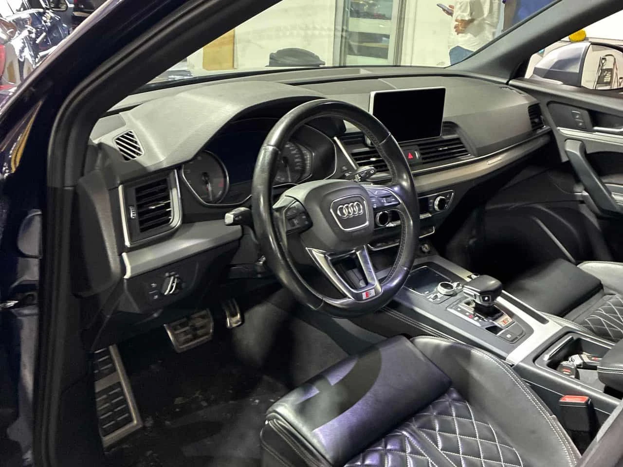Audi SQ5 * Progressiv * CARFAX * ОПЦИЯ ЗА ФИНАНСИРАНЕ * , снимка 5 - Автомобили и джипове - 55580642