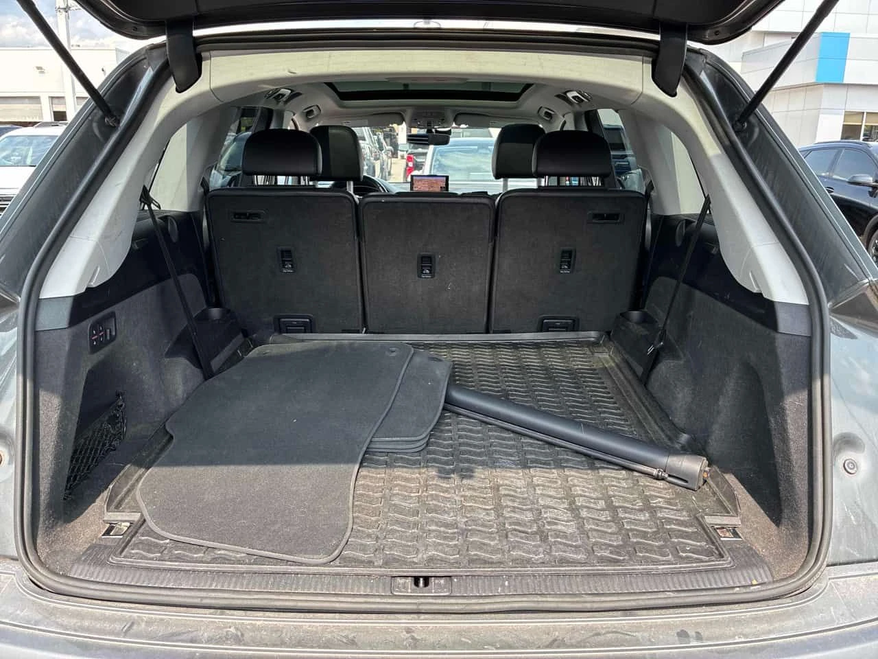 Audi Q7 Komfort / КАМЕРА / CARFAX / АВТОКРЕДИТ, снимка 10 - Автомобили и джипове - 55632512