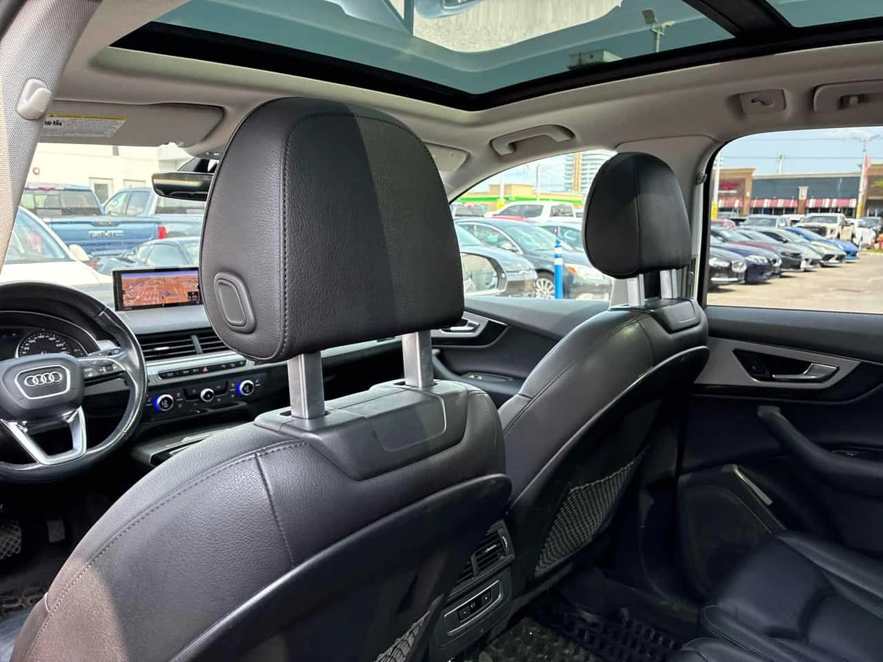 Audi Q7 Komfort / КАМЕРА / CARFAX / АВТОКРЕДИТ, снимка 13 - Автомобили и джипове - 55632512