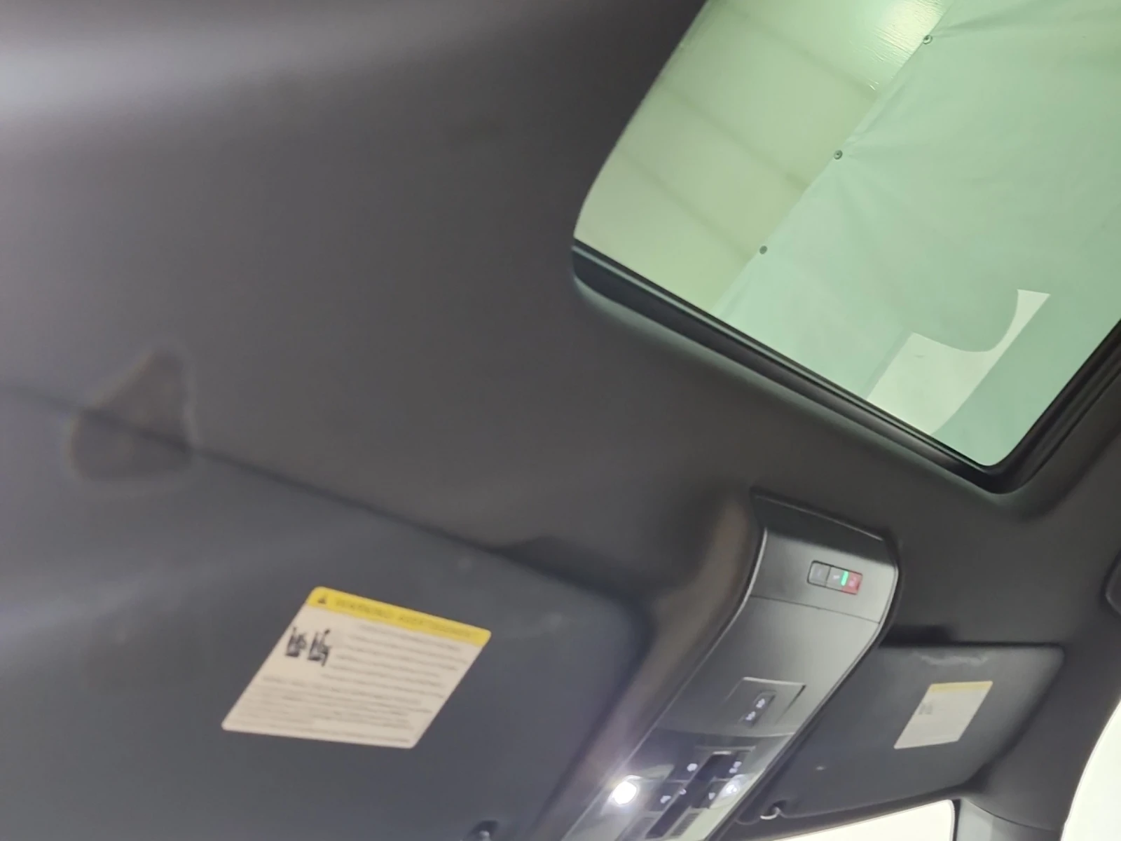 VW Atlas PREMIUM R-LINE / ПАНО / ПРОГНОЗНА ЦЕНА, снимка 15 - Автомобили и джипове - 55671479
