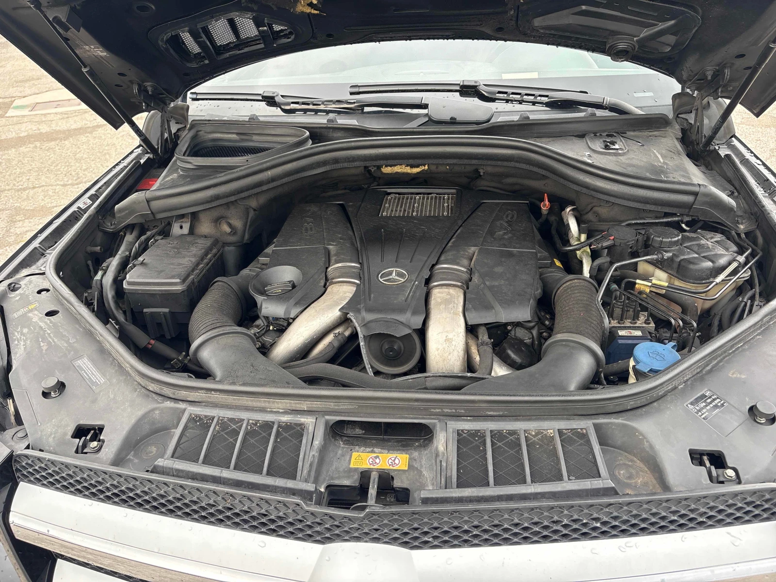 Mercedes-Benz GL 500 АМГ ПАКЕТ/4MATIC/550/CARFAX/ДИСТРОНИК/360/ПАНОРАМА, снимка 10 - Автомобили и джипове - 55906221