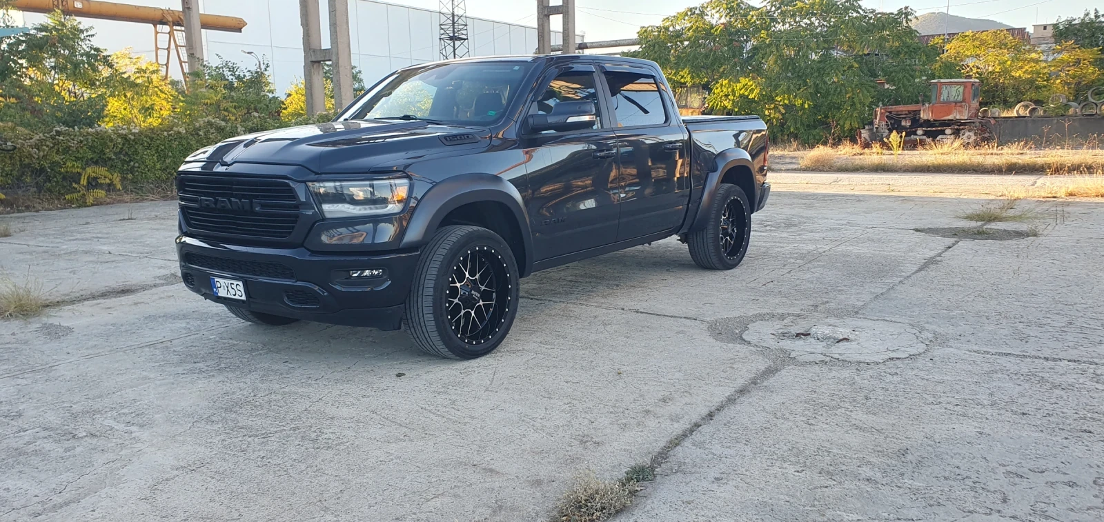 Dodge RAM 1500 5.7 sport, снимка 4 - Автомобили и джипове - 56339582