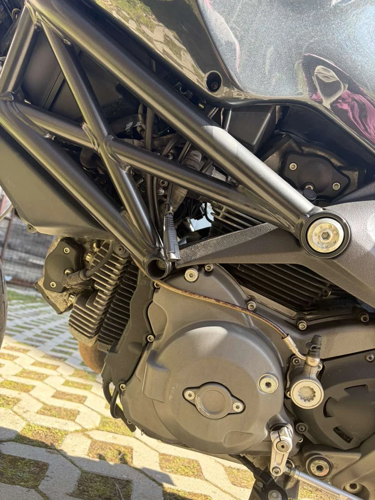 Ducati Monster 696 - изображение 9