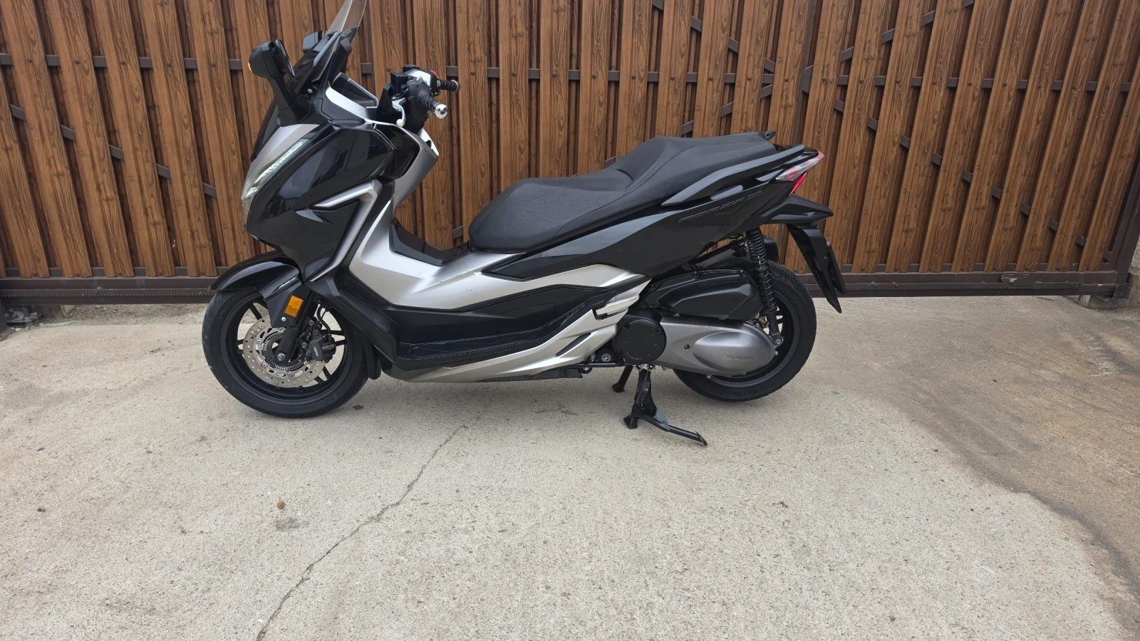 Honda Forza 300i abs, tcs, снимка 9 - Мотоциклети и мототехника - 56725819